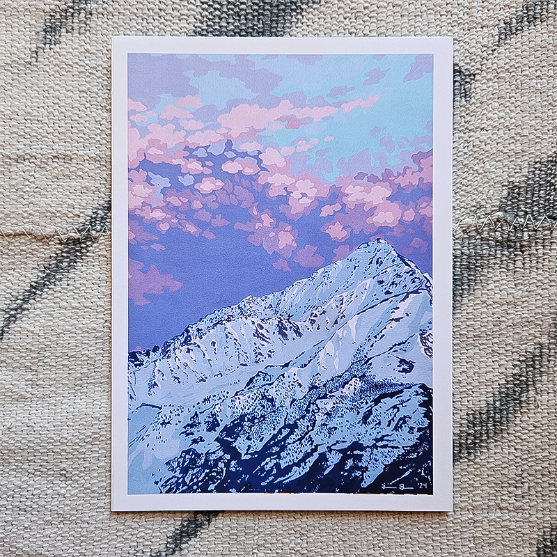 A greeting card showcasing Mount Tom's striking illustration, ideal for nature enthusiasts and perfect for personal messages.
