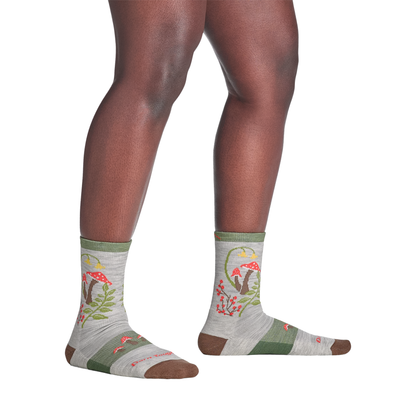 Darn Tough Women's Mellow Mushrooms Micro Crew Lightweight Hiking Socks