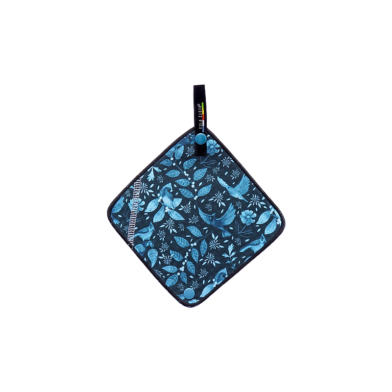 Blue floral and bird pee cloth, great for outdoor adventures.