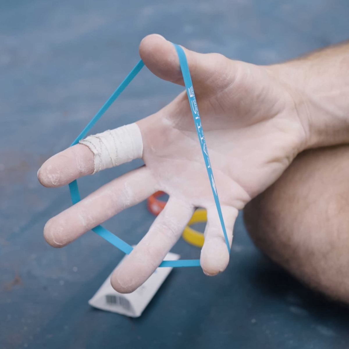 Lattice Extensor Bands