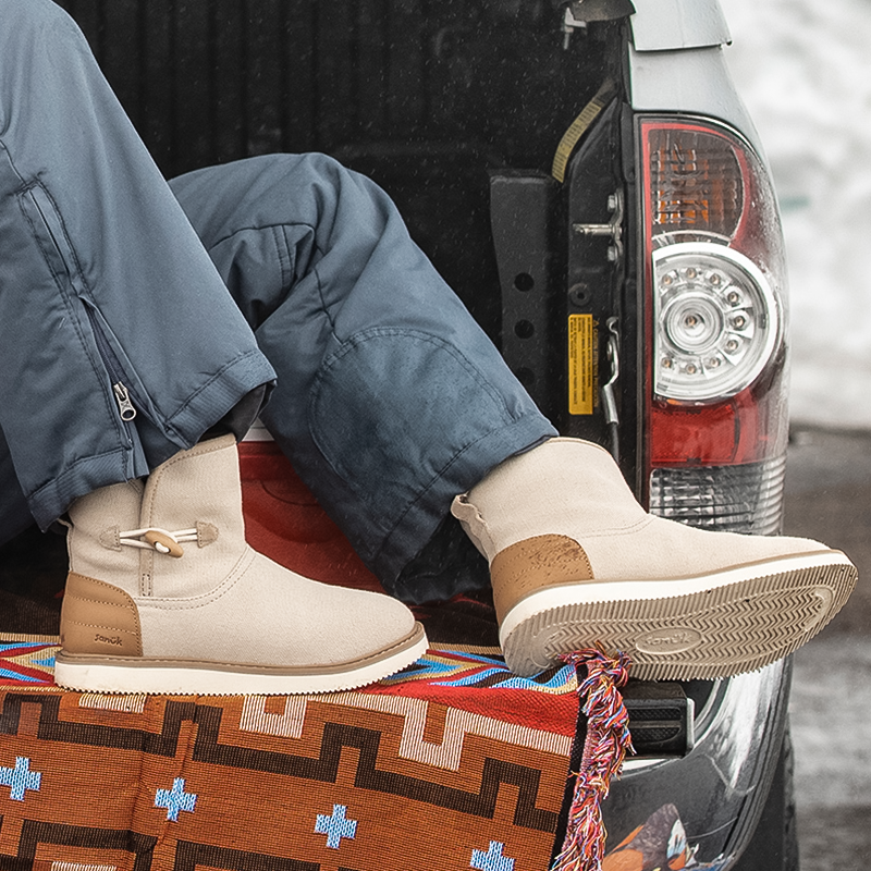 Sanuk Cozy Vibe Surf Check SL for Women Sage to Summit