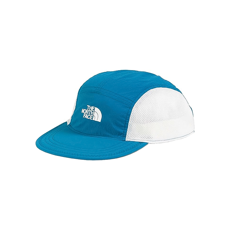 Blue and white The North Face Class V Camp Hat, designed for sun protection and quick-drying comfort during outdoor activities.