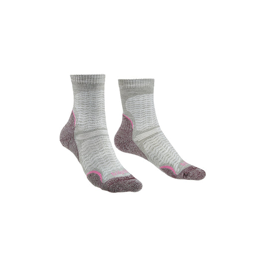 Bridgedale Women's Ultralight Merino Performance 3/4 Crew Socks - Aubergine
